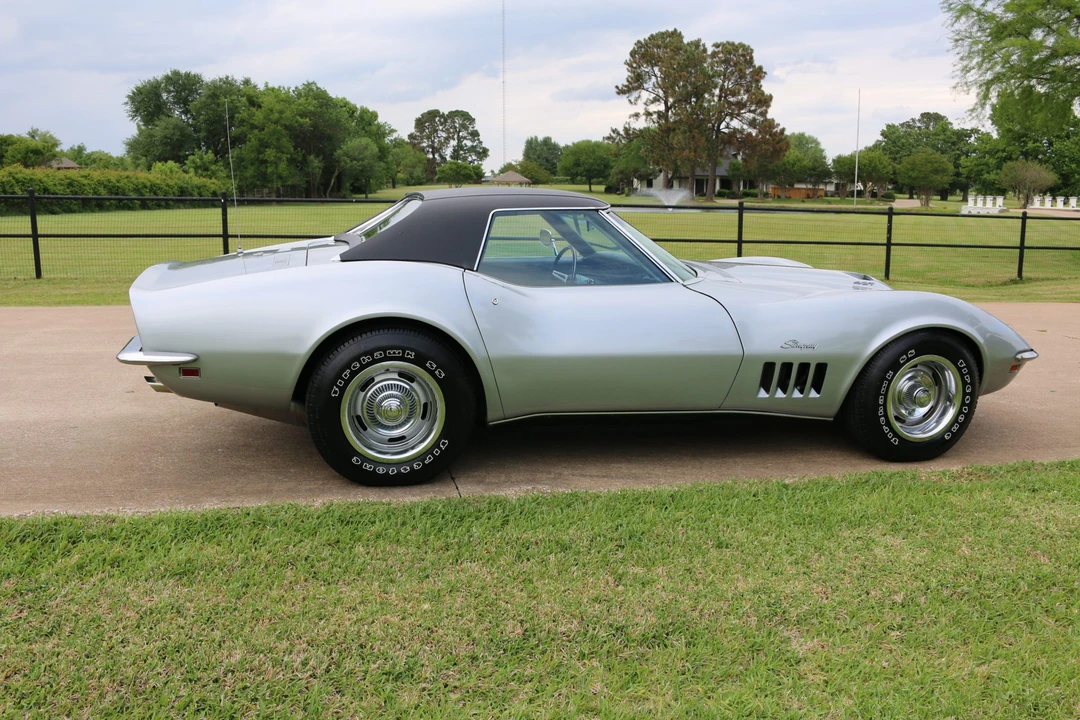 1969 Chevrolet Corvette C3 - Image 10 of 31