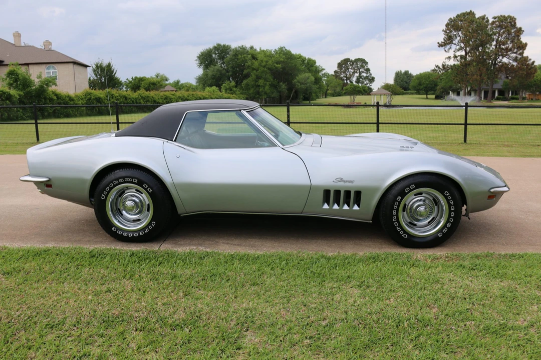 1969 Chevrolet Corvette C3 - Image 11 of 31