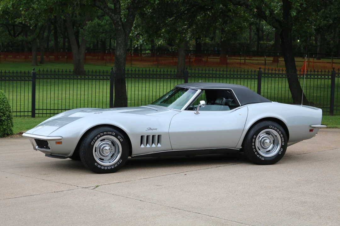 1969 Chevrolet Corvette C3 - Image 3 of 31
