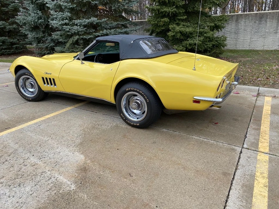 1969 Chevrolet Corvette C3 - Image 13 of 31