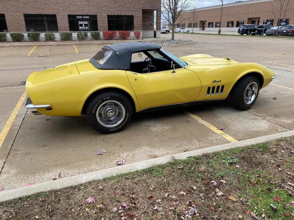 1969 Chevrolet Corvette C3 - Image 16 of 31