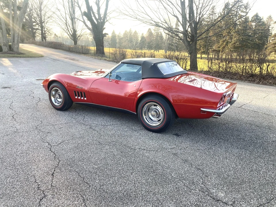 1969 Chevrolet Corvette C3 - Image 15 of 31