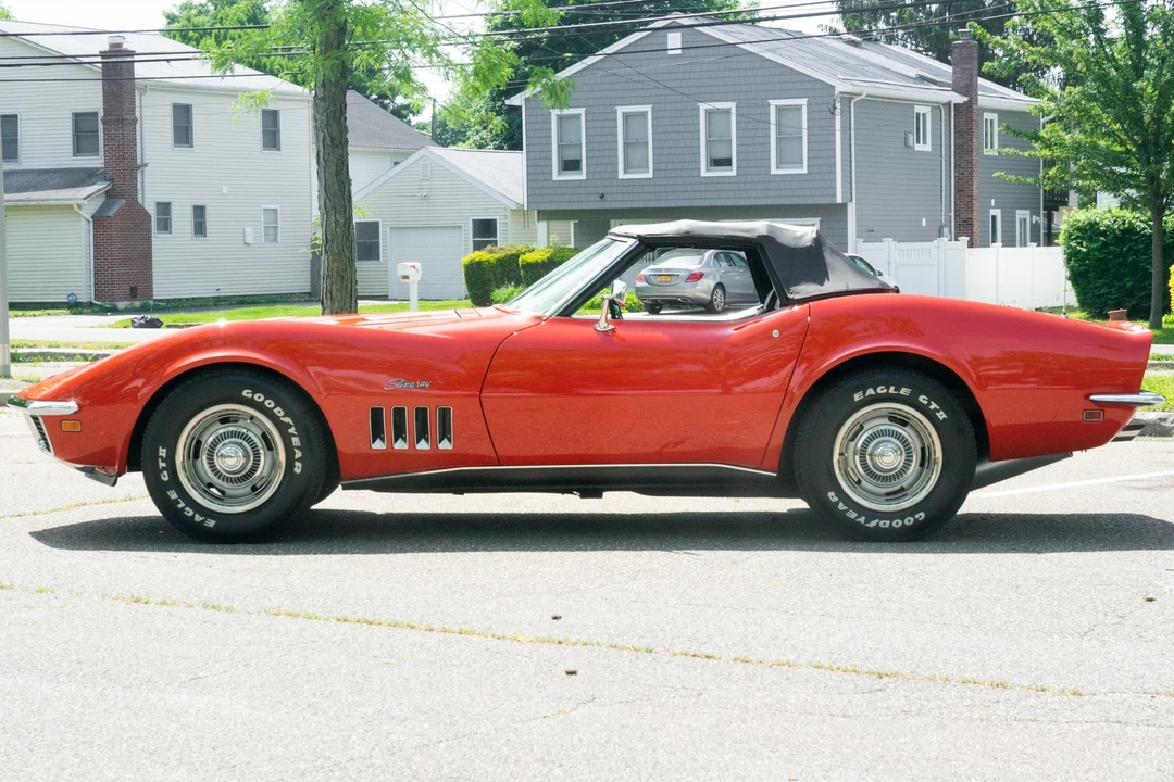 1969 Chevrolet Corvette C3 - Image 3 of 31