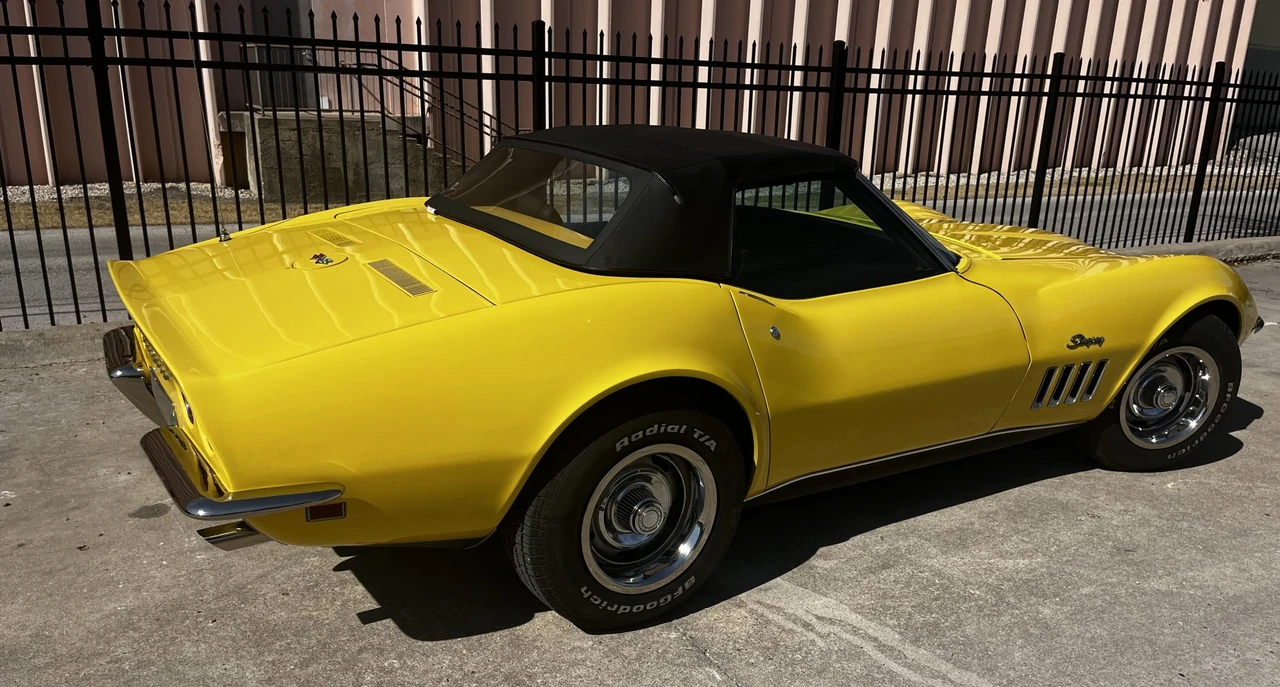 1969 Chevrolet Corvette C3 - Image 13 of 31