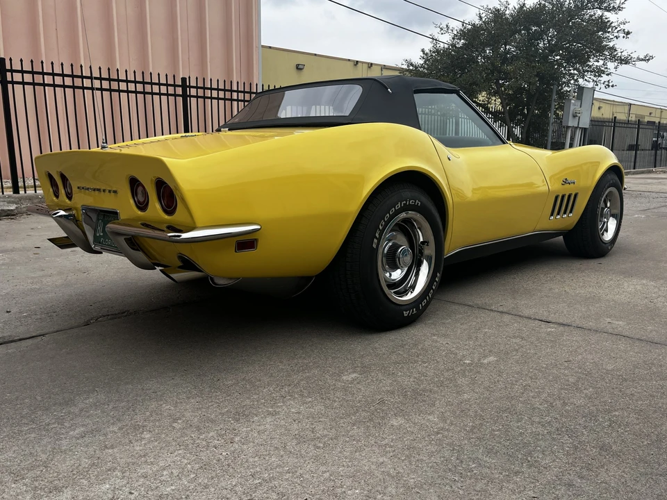 1969 Chevrolet Corvette C3 - Image 12 of 31