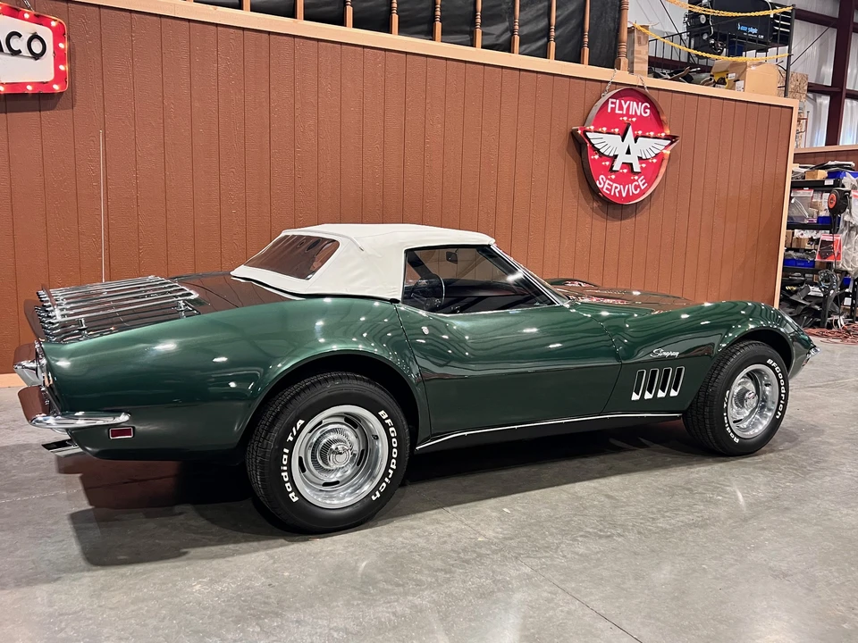 1969 Chevrolet Corvette C3 - Image 16 of 31