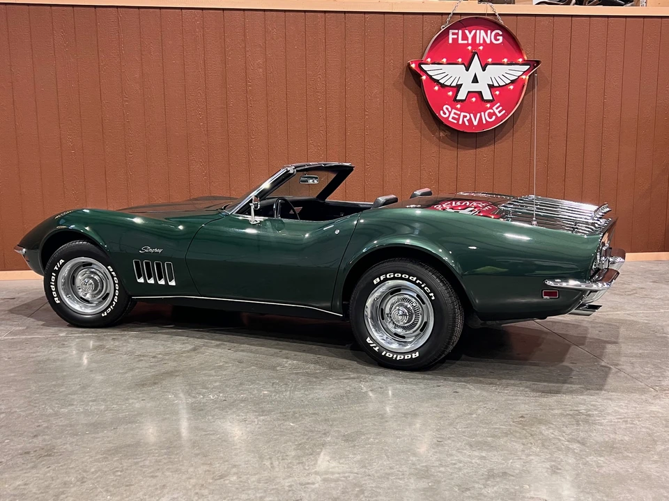 1969 Chevrolet Corvette C3 - Image 15 of 31