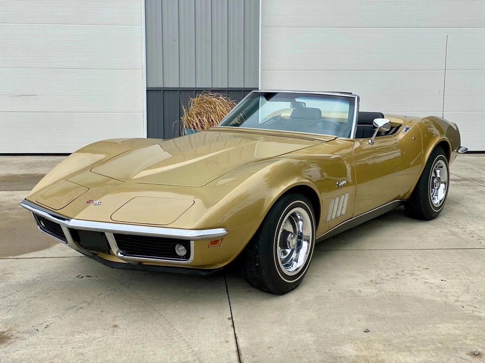 1969 Chevrolet Corvette C3 - Image 2 of 31