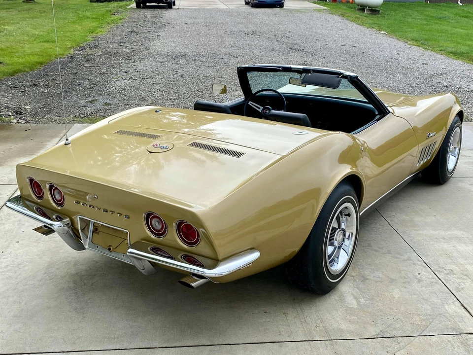 1969 Chevrolet Corvette C3 - Image 9 of 31
