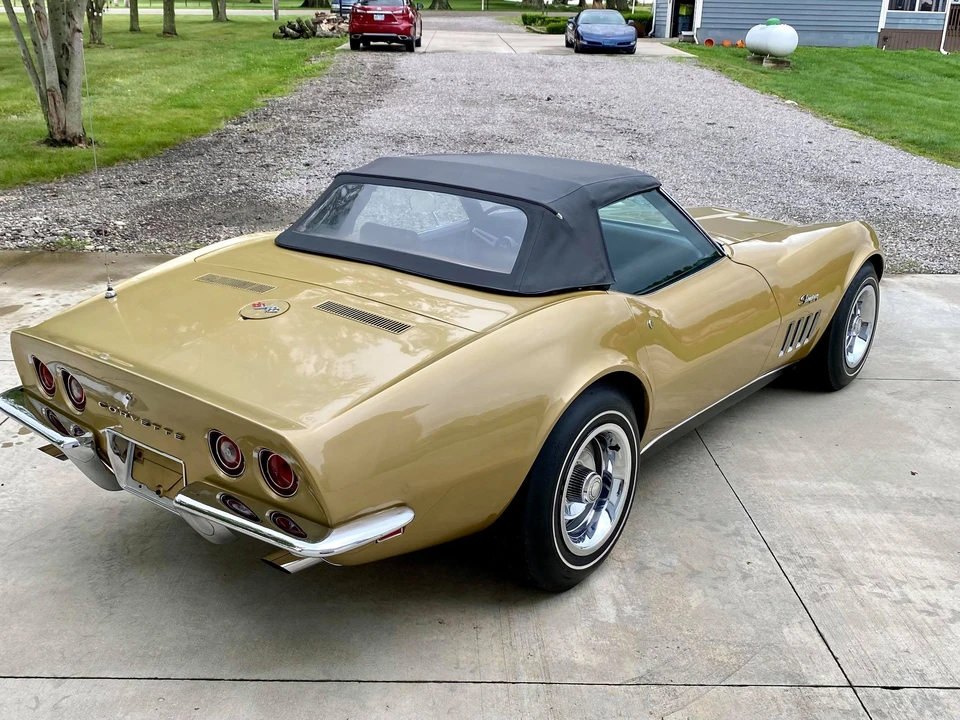 1969 Chevrolet Corvette C3 - Image 17 of 31