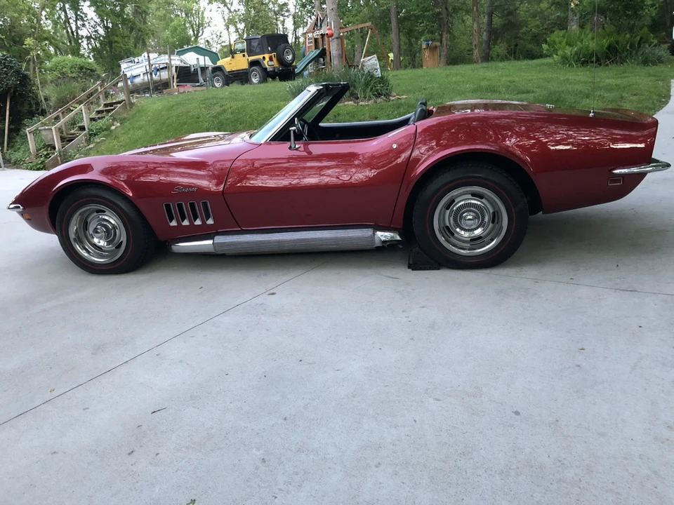 1969 Chevrolet Corvette C3 - Image 17 of 31