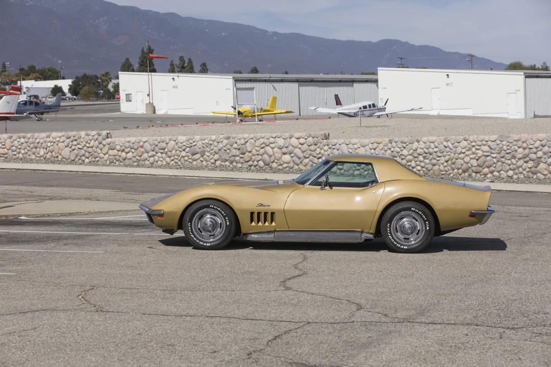 1969 Chevrolet Corvette C3 427 & 454 - Image 14 of 31