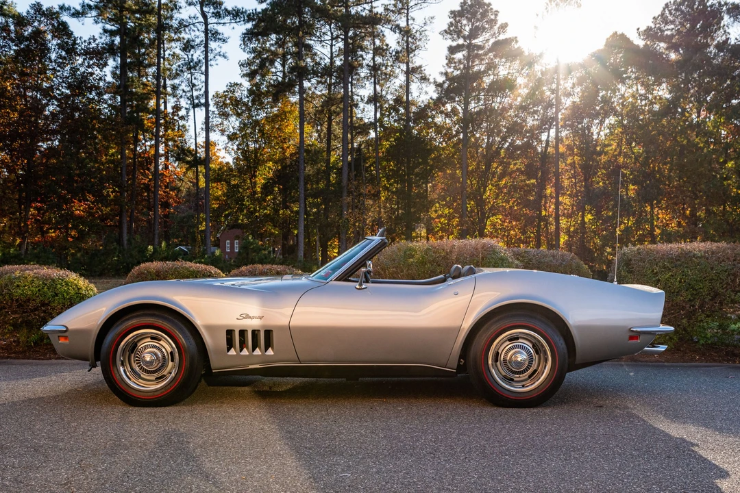 1969 Chevrolet Corvette C3 - Image 11 of 31