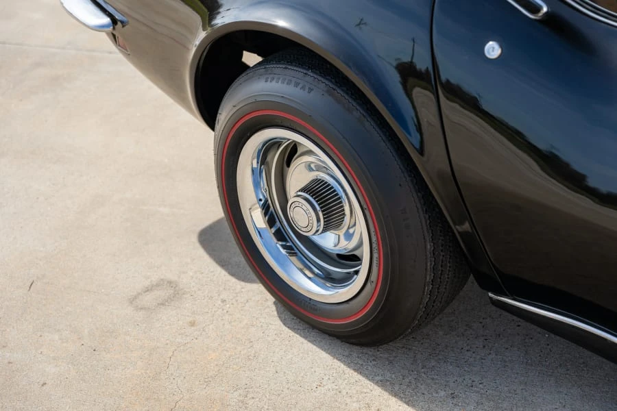 1969 Chevrolet Corvette C3 - Image 17 of 31