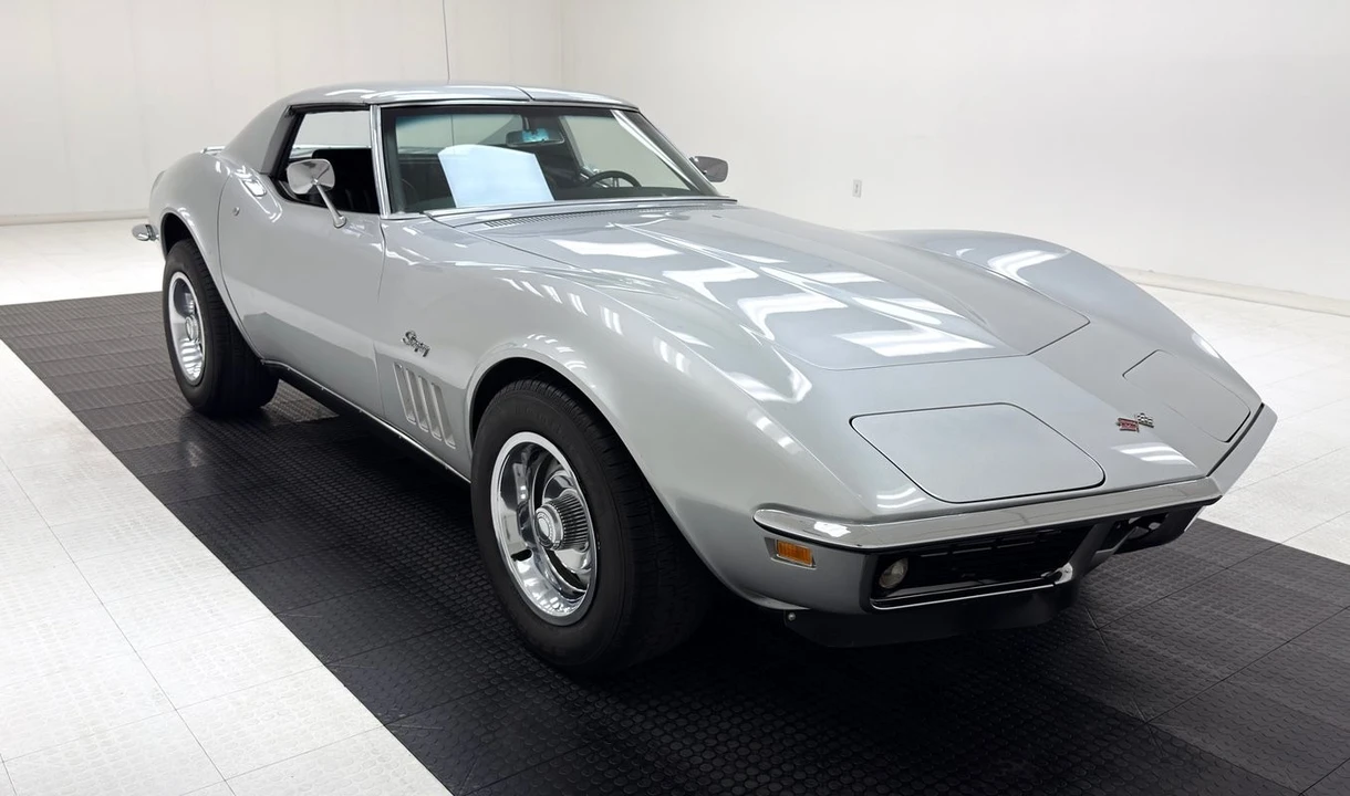 1969 Chevrolet Corvette C3 - Image 10 of 31