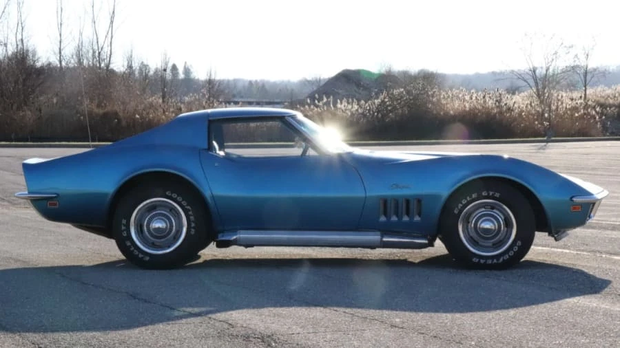 1969 Chevrolet Corvette C3 - Image 10 of 31
