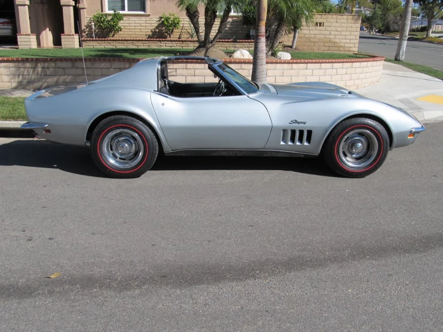 1969 Chevrolet Corvette C3 - Image 2 of 10