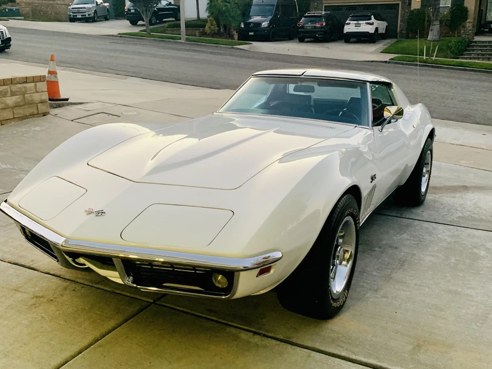 1969 Chevrolet Corvette C3 - Image 2 of 31