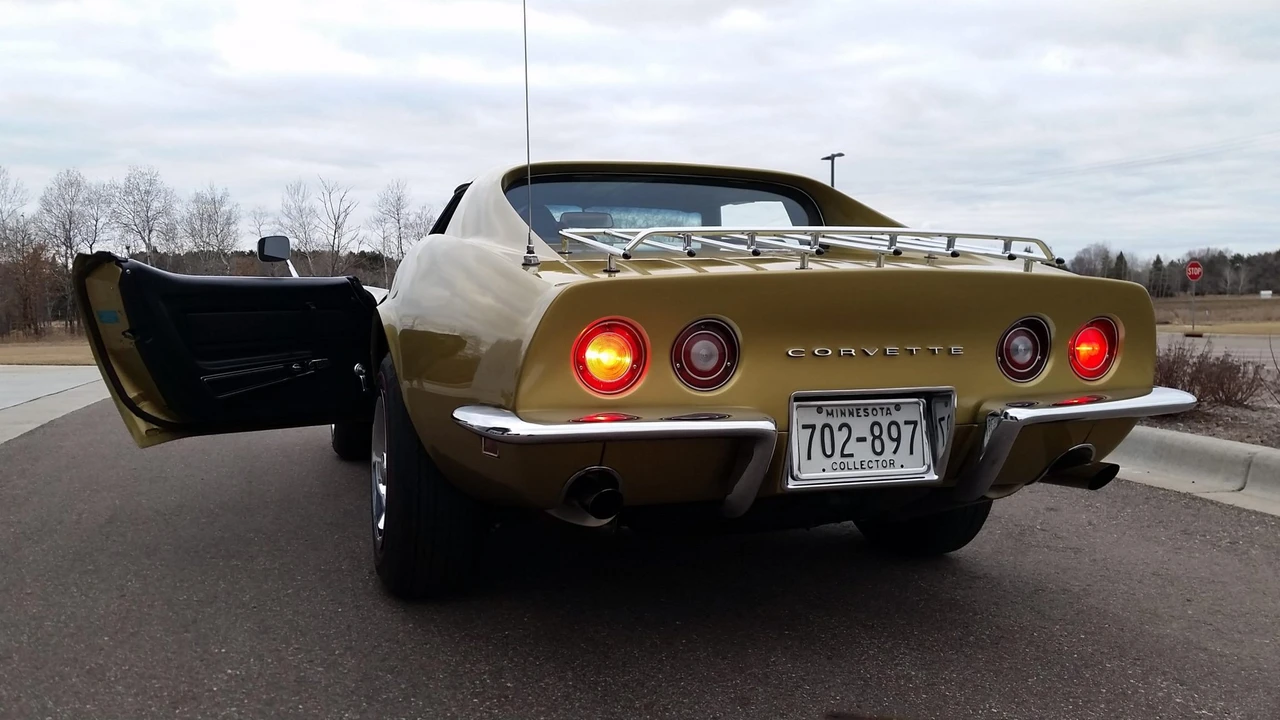1969 Chevrolet Corvette C3 - Image 11 of 31