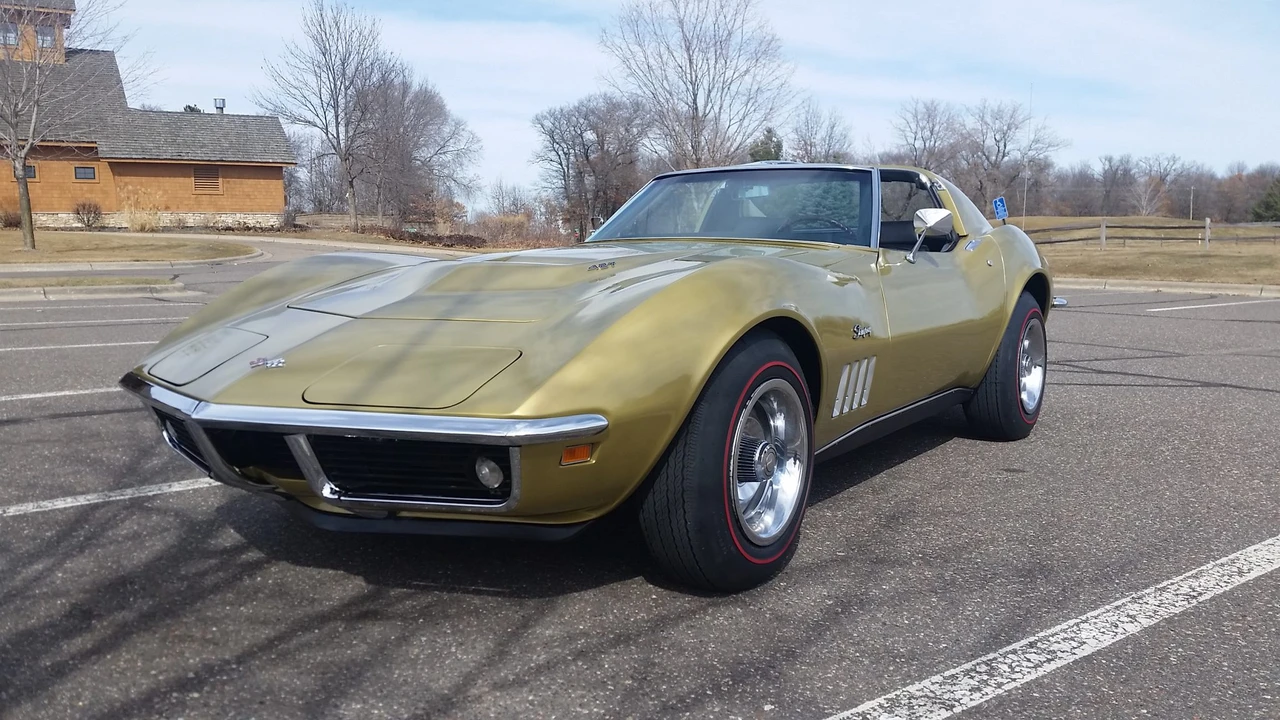 1969 Chevrolet Corvette C3 - Image 2 of 31