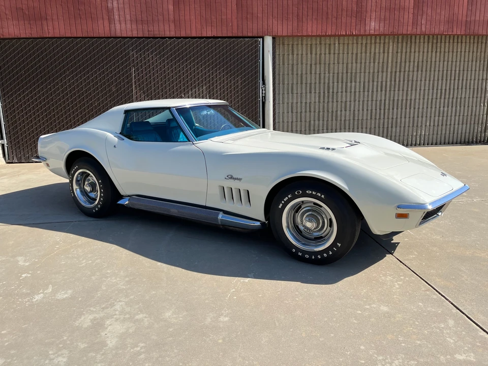 1969 Chevrolet Corvette C3 - Image 11 of 31