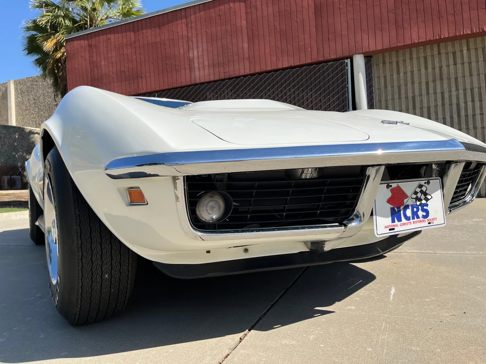 1969 Chevrolet Corvette C3 - Image 8 of 31