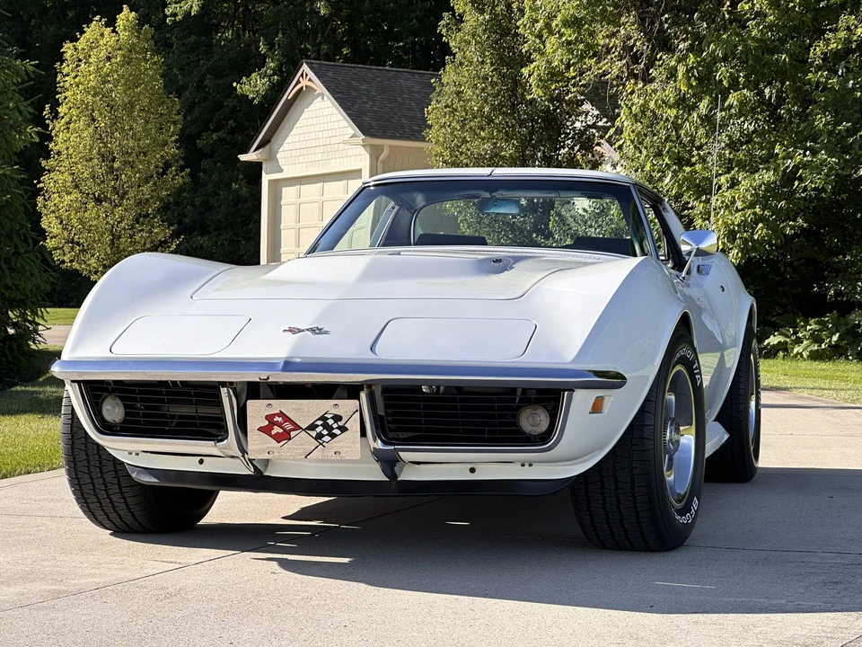 1969 Chevrolet Corvette C3 - Image 2 of 31