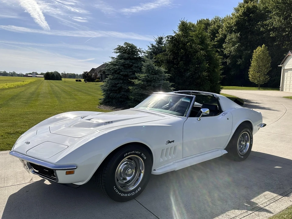 1969 Chevrolet Corvette C3 - Image 10 of 31