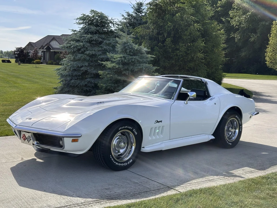 1969 Chevrolet Corvette C3 - Image 12 of 31