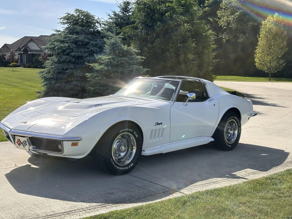 1969 Chevrolet Corvette C3 - Image 13 of 31