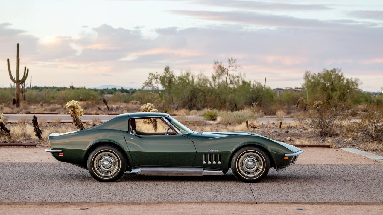 1969 Chevrolet Corvette C3 - Image 14 of 31