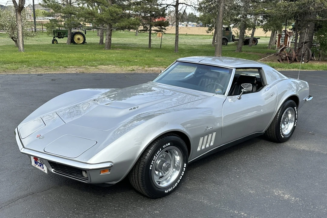1969 Chevrolet Corvette C3 - Image 1 of 31