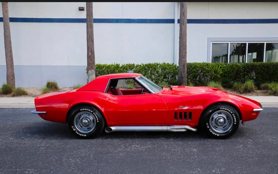 1969 Chevrolet Corvette C3 - Image 17 of 31