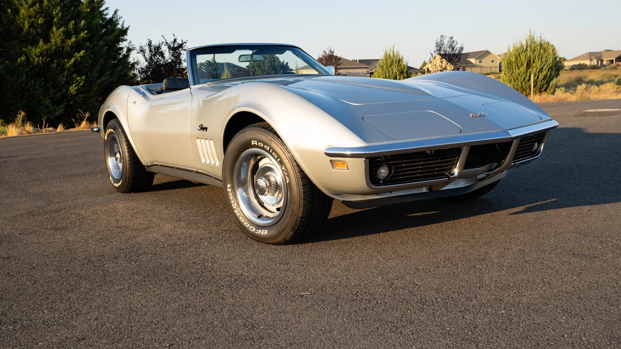 1969 Chevrolet Corvette C3 - Image 13 of 31