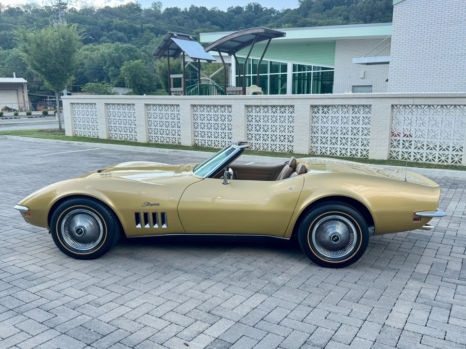 1969 Chevrolet Corvette C3 - Image 8 of 21