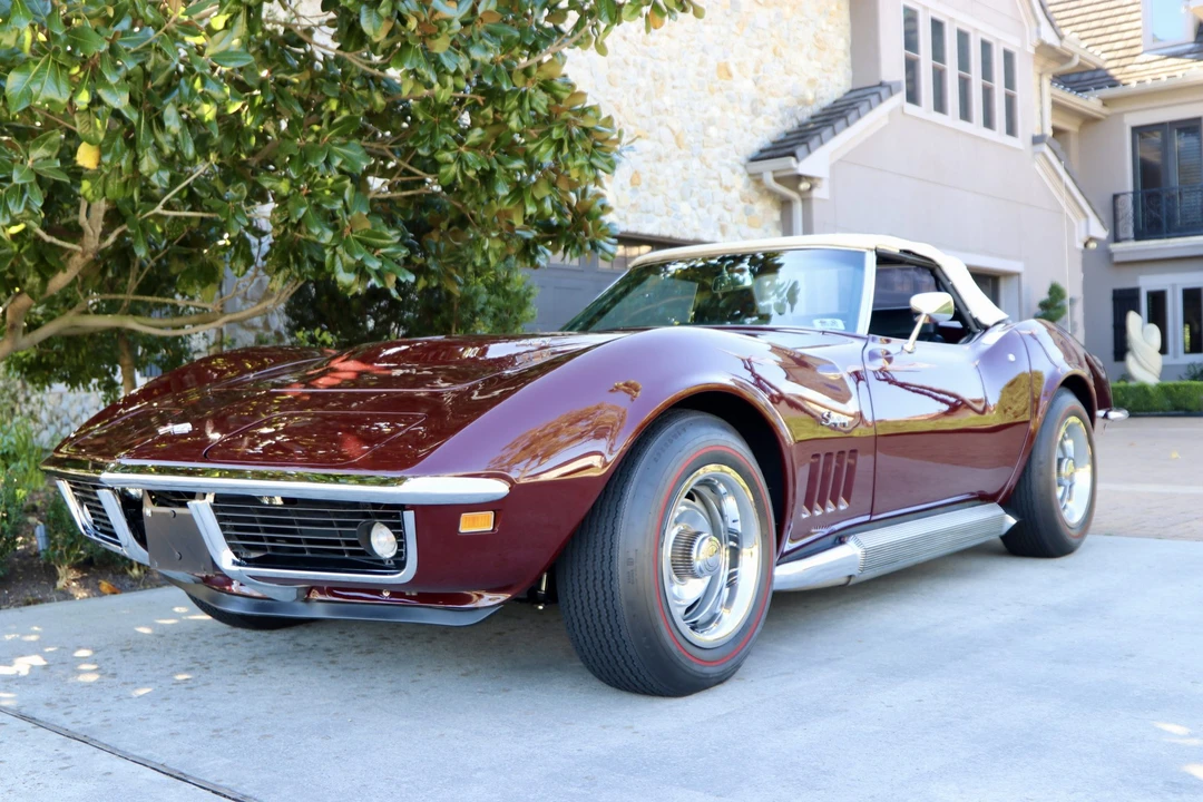 1969 Chevrolet Corvette C3 - Image 3 of 31