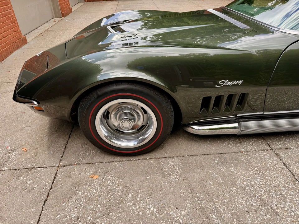 1969 Chevrolet Corvette C3 - Image 17 of 31