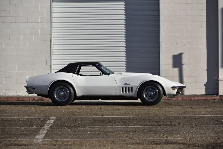 1969 Chevrolet Corvette C3 - Image 2 of 31