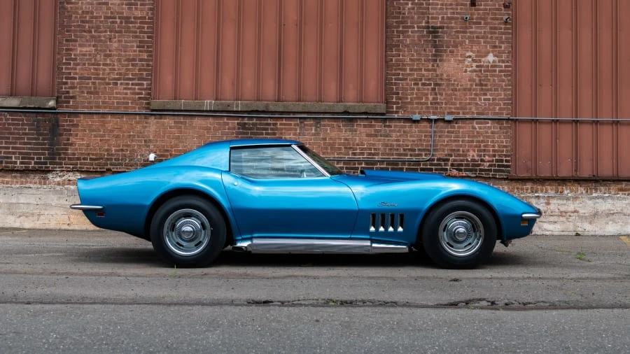 1969 Chevrolet Corvette C3 - Image 2 of 31