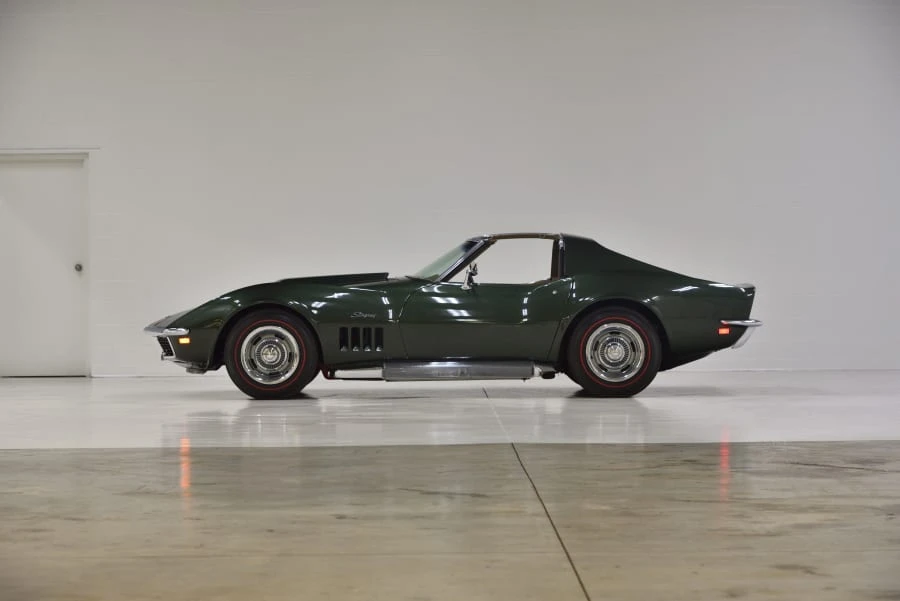 1969 Chevrolet Corvette C3 - Image 2 of 31