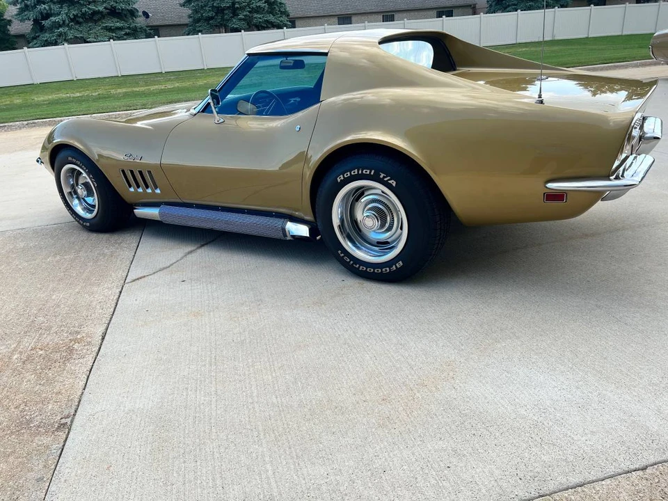 1969 Chevrolet Corvette C3 - Image 2 of 17