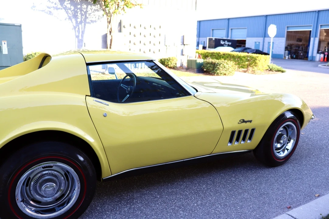 1969 Chevrolet Corvette C3 - Image 10 of 21
