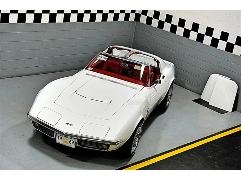 1969 Chevrolet Corvette C3 - Image 3 of 31