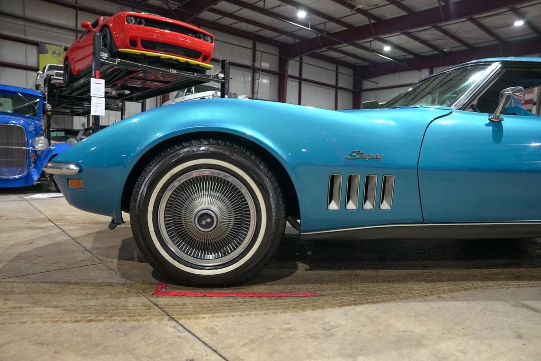 1969 Chevrolet Corvette C3 - Image 3 of 31