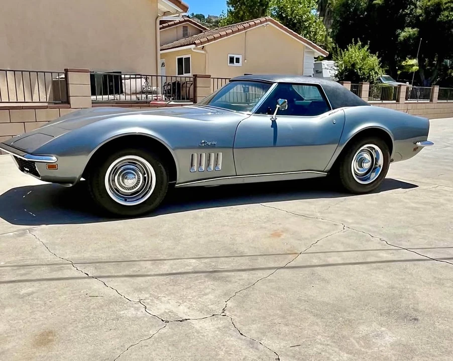 1969 Chevrolet Corvette C3 - Image 1 of 20