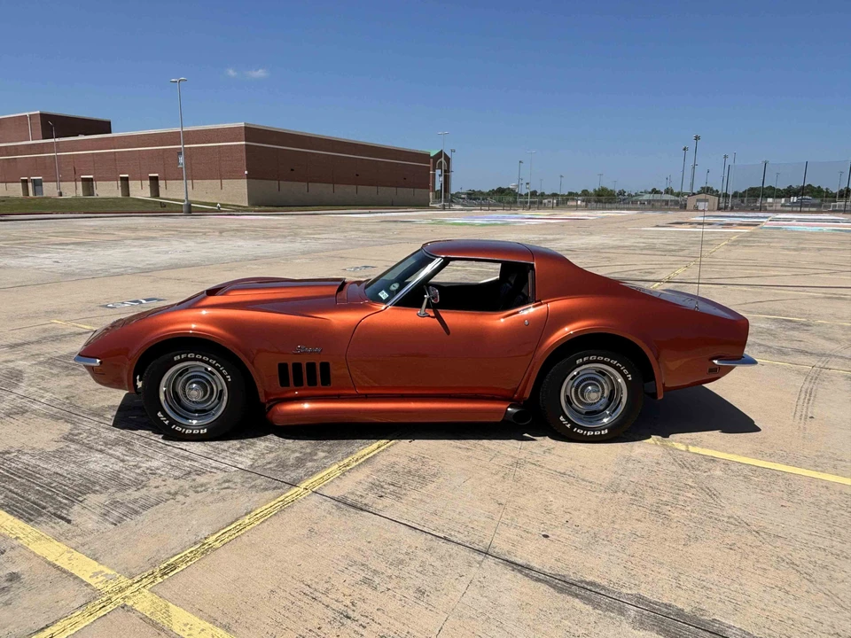1969 Chevrolet Corvette C3 - Image 10 of 31