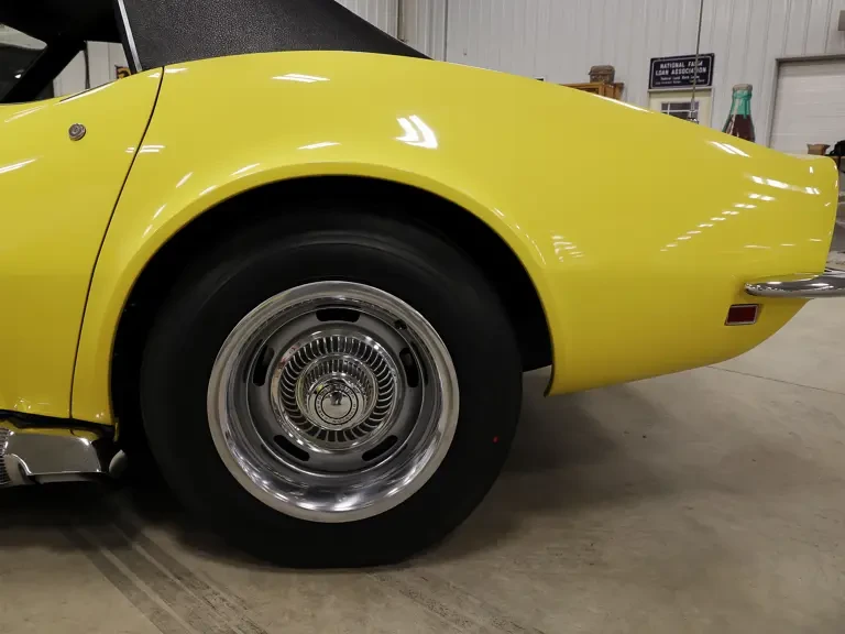 1969 Chevrolet Corvette C3 - Image 14 of 31