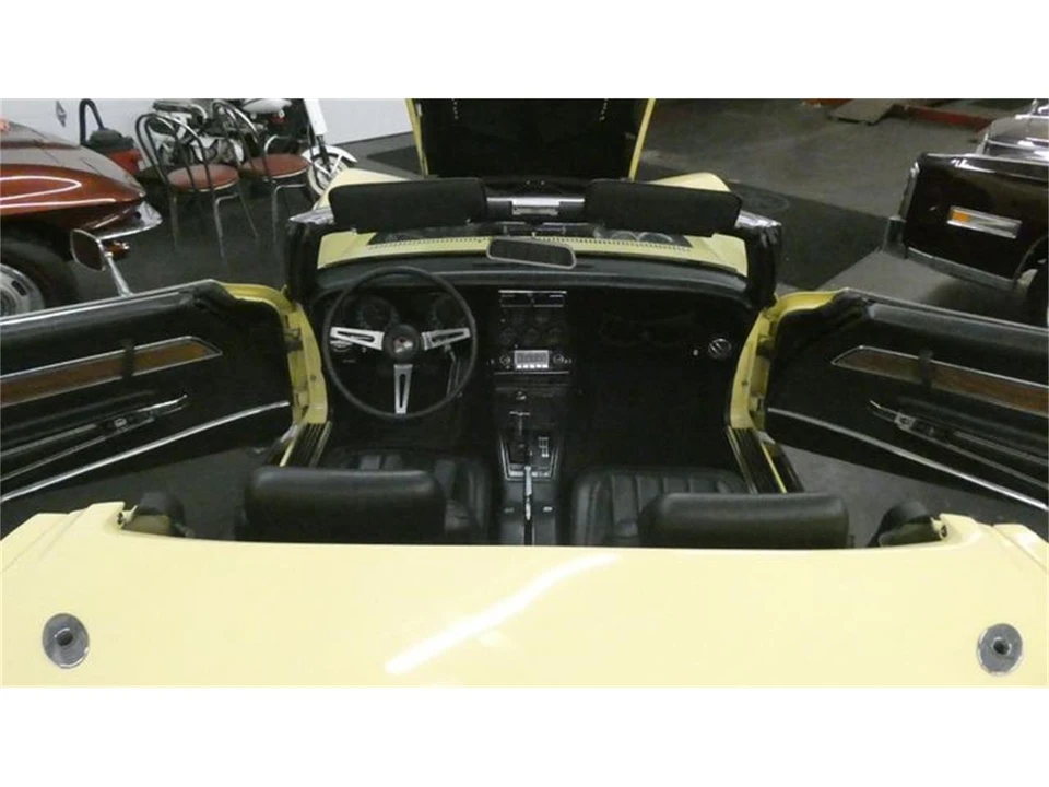 1969 Chevrolet Corvette C3 - Image 13 of 16