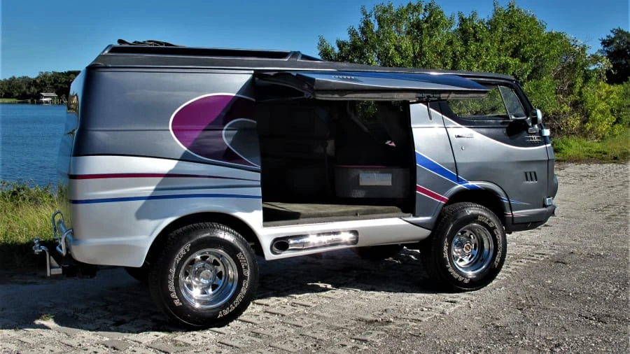 1969 Chevrolet G-Series Van - Image 11 of 16
