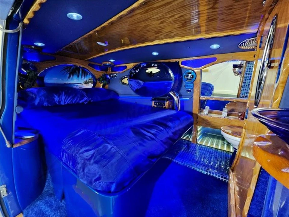 1969 Chevrolet G-Series Van - Image 9 of 12